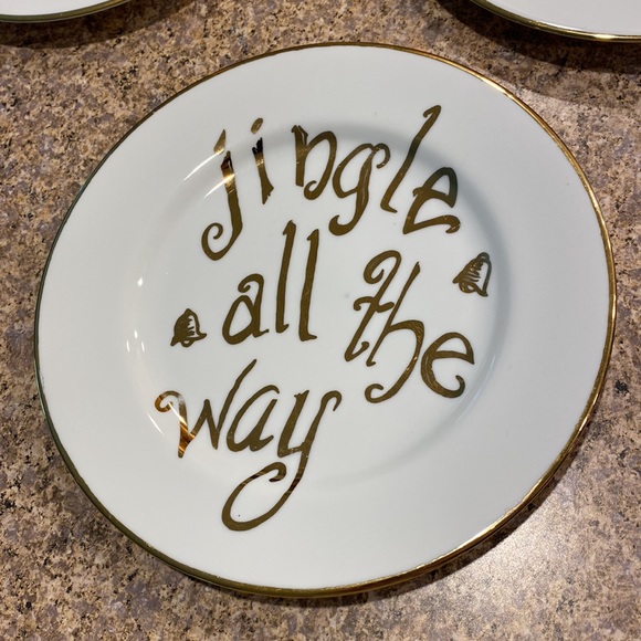 4 Christmas Song Assorted Plates 10 Strawberry Street Holiday - Picture 5 of 16